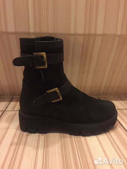 Ботинки женские зимние 36 (нубук)