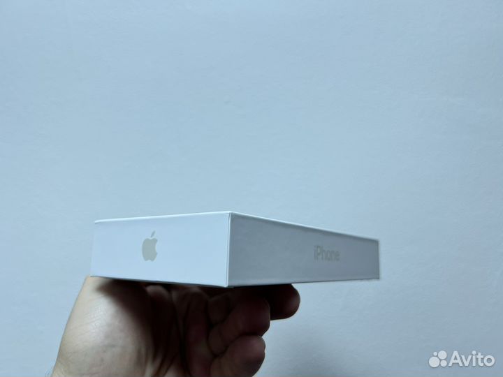 iPhone 14, 256 ГБ