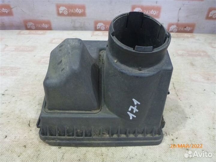 Корпус воздушного фильтра Mitsubishi Lancer CS1A