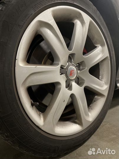 Комплект зимних колес Michelin 255/45 R18