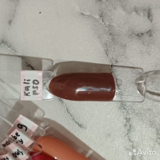 Гель-лаки новые в упаковке