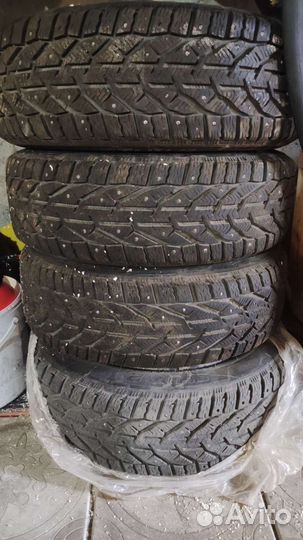 Kormoran Stud 2 185/60 R15