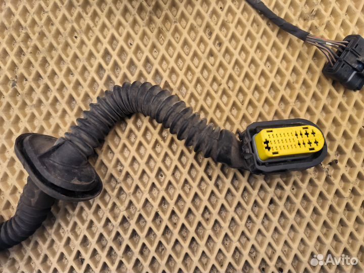 Проводка задней правой двери Renault Megane 3