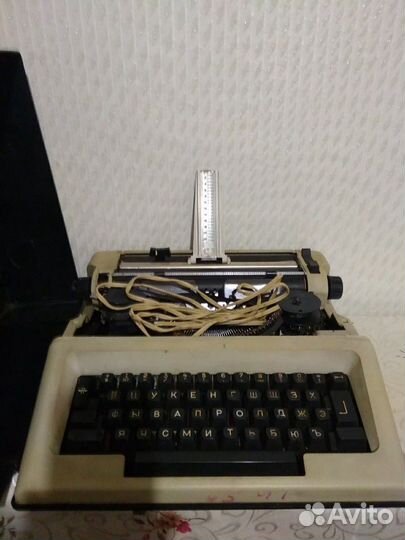 Пишущая машинка