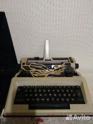 Пишущая машинка