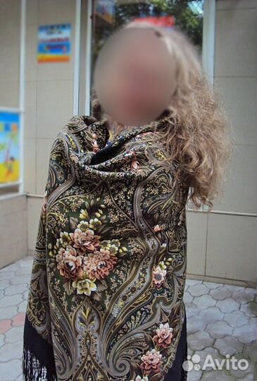 Карнавал 9 - коллекционная Павловопосадская шаль п