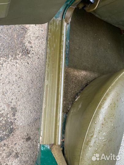 Накладки порогов внутренние Mercedes W123