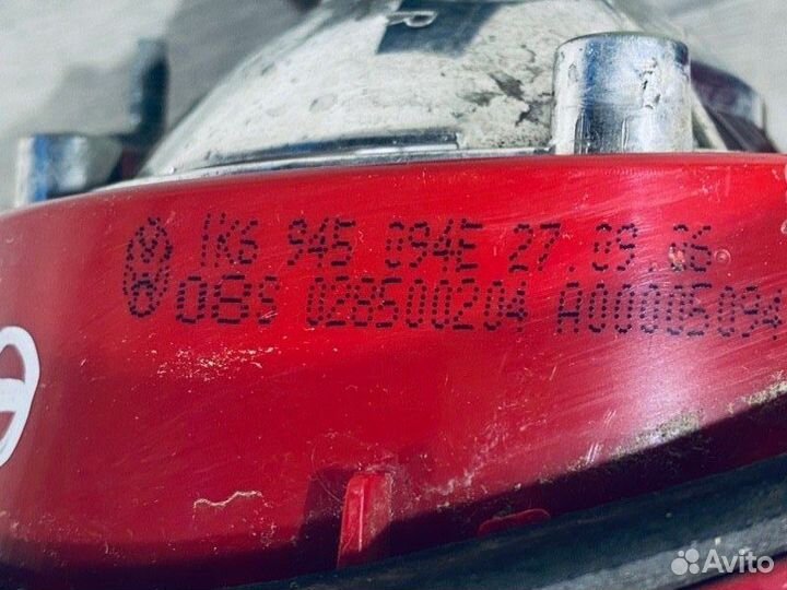 Фонарь задний правый Volkswagen Golf V хетчбэк