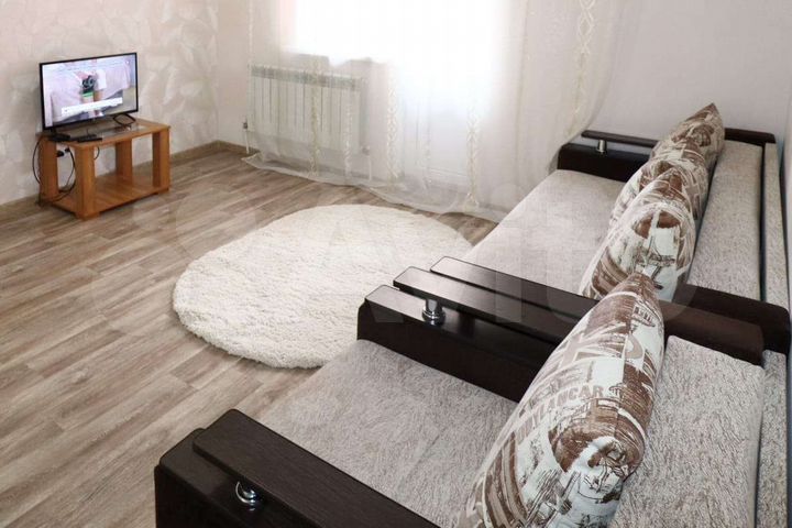 2-к. квартира, 70 м², 6/17 эт.