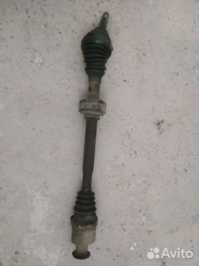 Привод Рено Логан 2009г.в