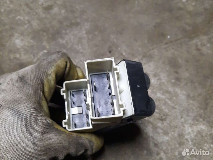 Блок управления стеклоподъемниками ford taurus
