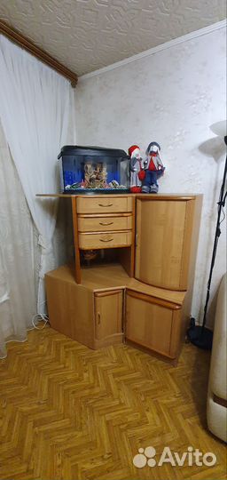 Стенка угловая в гостиную