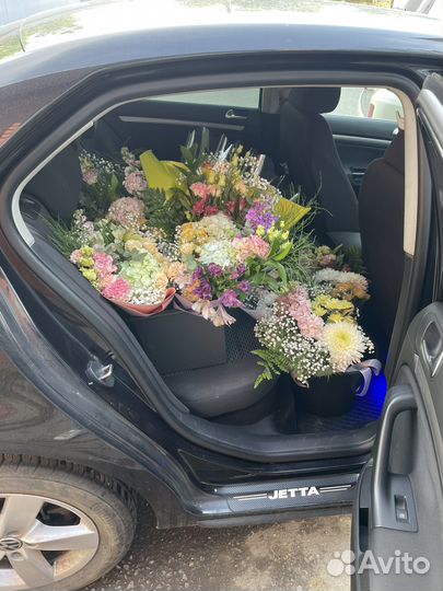 Доставка цветов и букетов