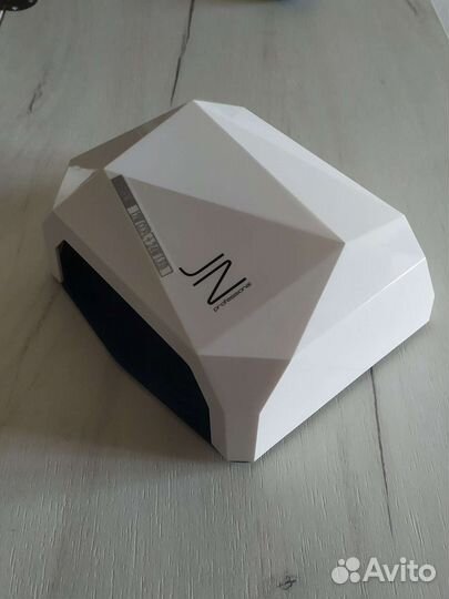 Уф лампа для ногтей