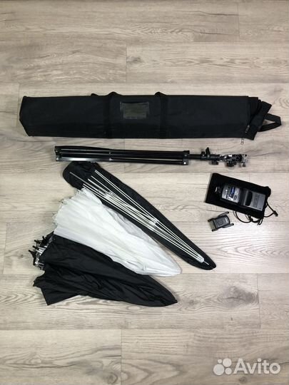 Вспышка Godox ThinkLite TT520II