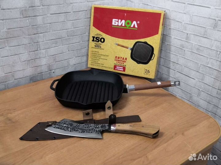 Сковорода гриль чугунная 260х260мм