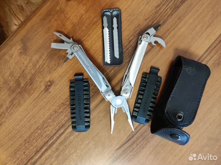 Мультитул Leatherman Surge