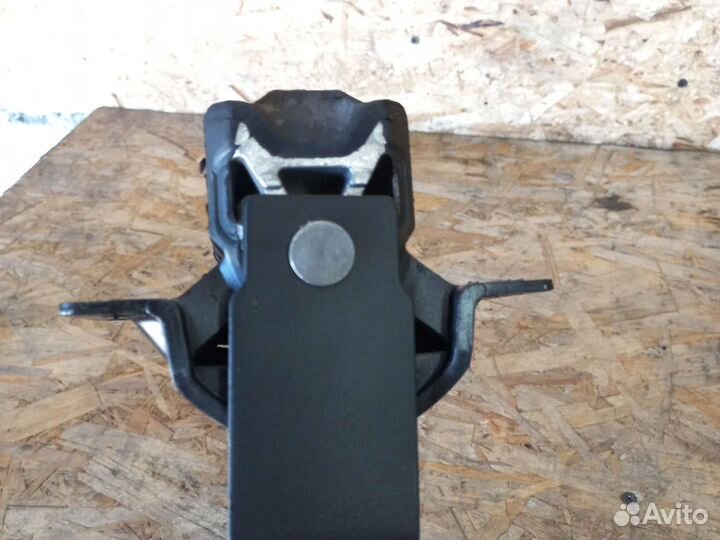 Подушка крепления кпп ford transit