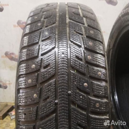 Kumho I'Zen KW22 215/65 R15