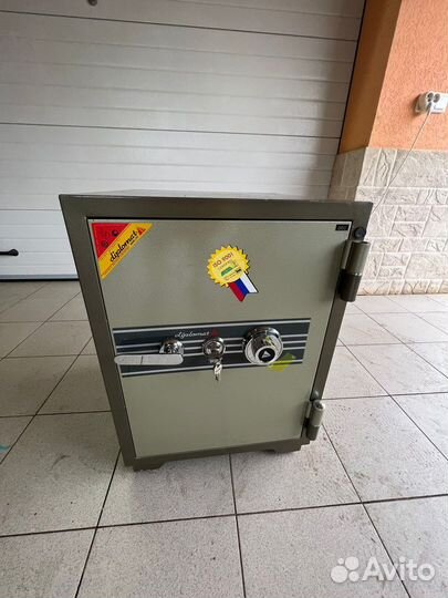 Офисная мебель