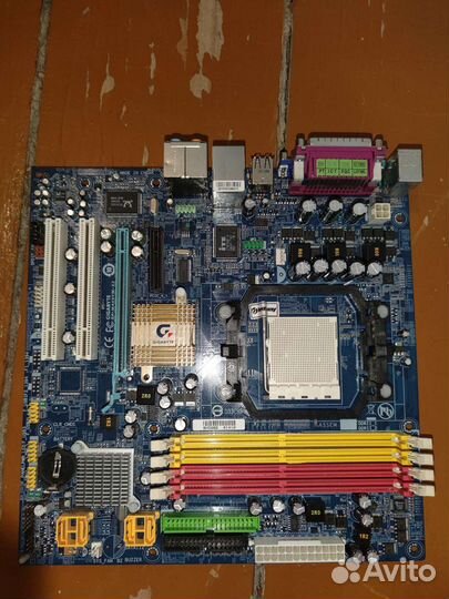 Материнская плата gigabyte GA-MA69VM-S2