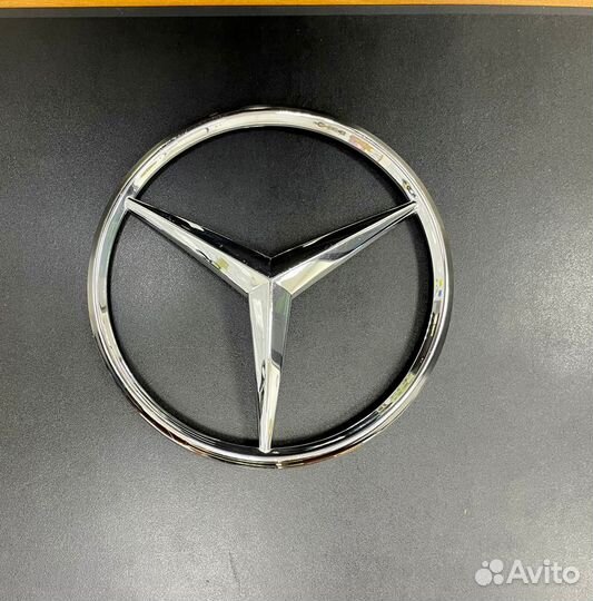 Звезда Mercedes на решётку радиатора