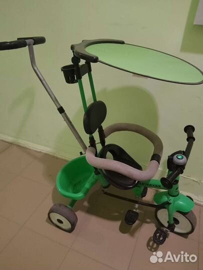 Трехколесный велосипед