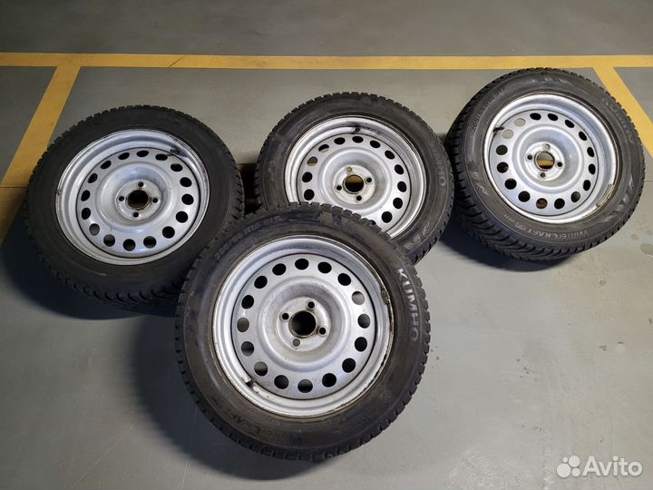 Kumho WinterCraft Ice WI31 205/55 R16