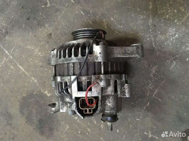 Генератор (Nissan Almera)