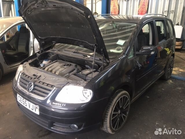 Разбор на запчасти Volkswagen Touran 2003-2006