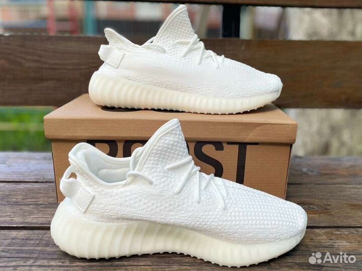 Кроссовки adidas yeezy boost 350 белые