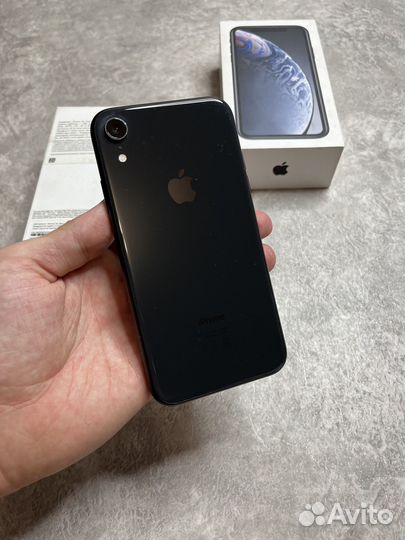 iPhone Xr, 64 ГБ