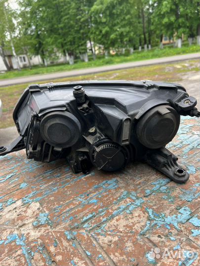 Фара skoda rapid