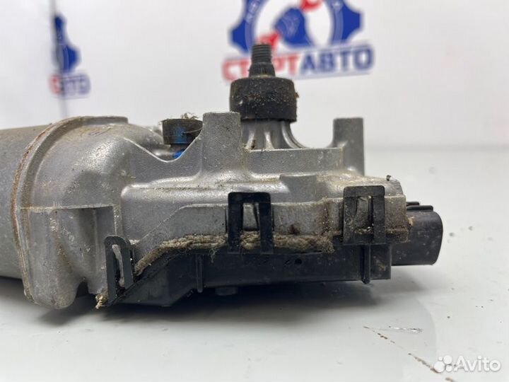 Моторчик стеклоочистителя передний Toyota Corolla