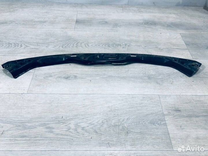 Усилитель бампера передний Toyota Land Cruiser 150