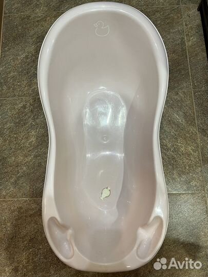 Ванночка для купания новорожденного
