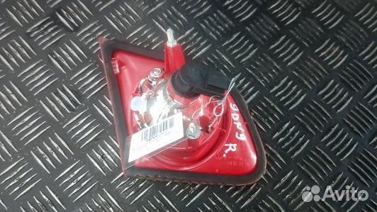 Фонарь правый крышки багажника volkswagen passat B6 (9DN09HS01)