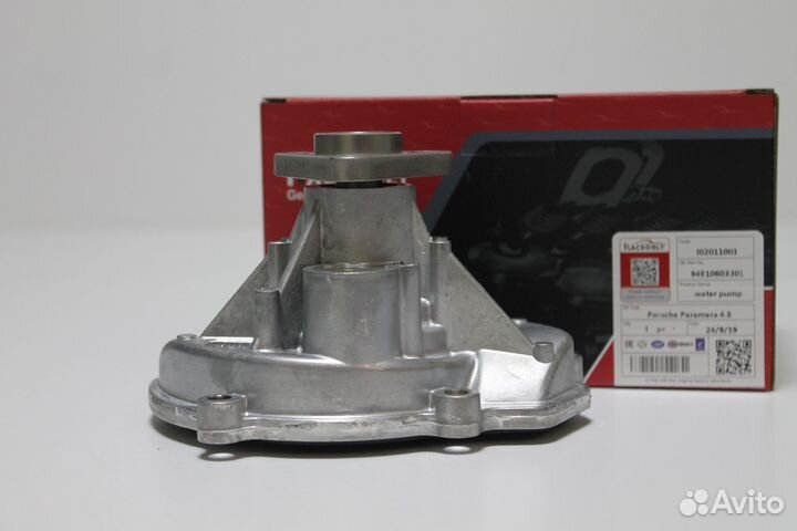 Помпа водяной насос Panamera 94810603301