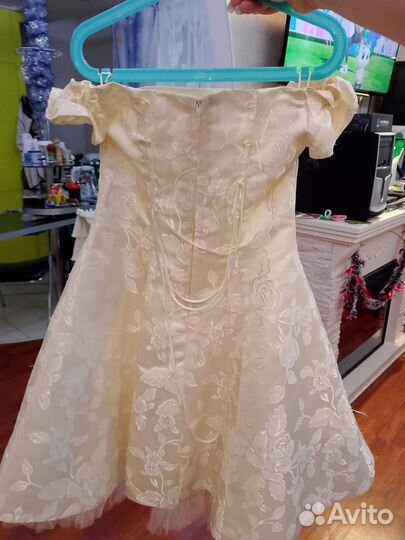 Нарядное платье