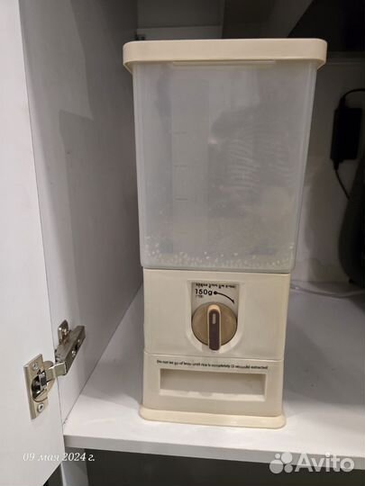 Ёмкость-дозатор для хранения риса/ круп