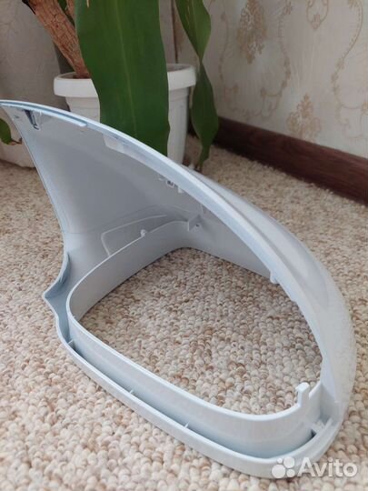 Пластиковая крышка на зеркало заднего вида audi q5