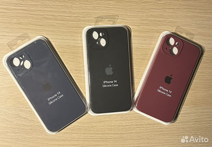 Чехол на iPhone 14