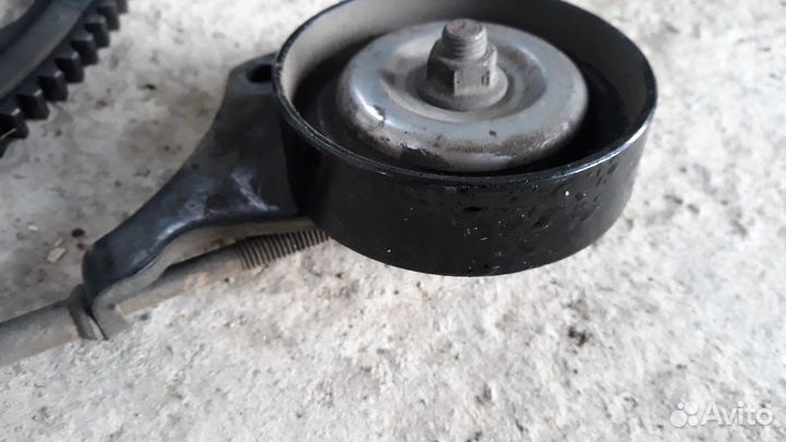 Ролик натяжной nissan wingroad y11 qg15