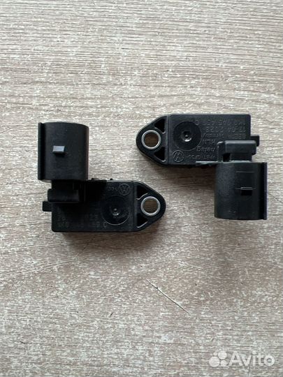 Датчик стопсигнала VAG 1K0945459C