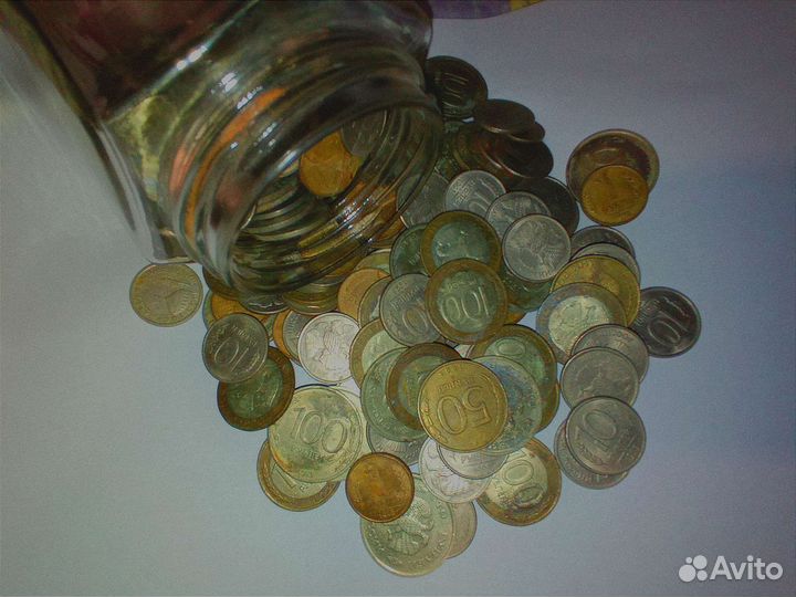 Продам монеты