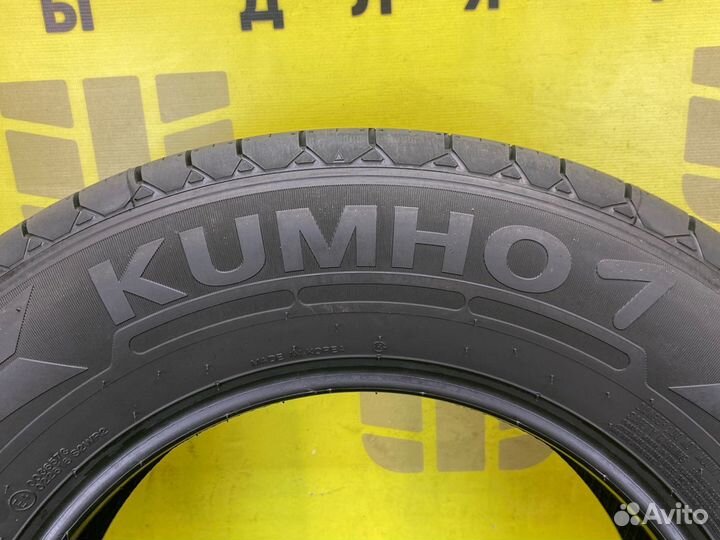 Kumho PorTran KC53 215/70 R15C T