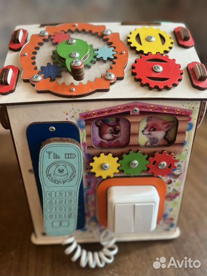 Бизиборд домик со светом