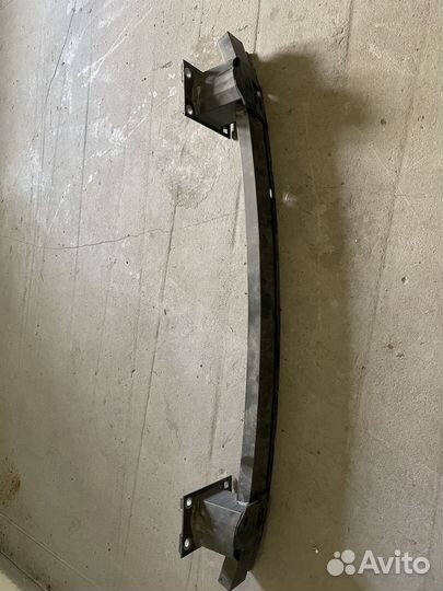 Усилитель заднего бампера на volvo xc90