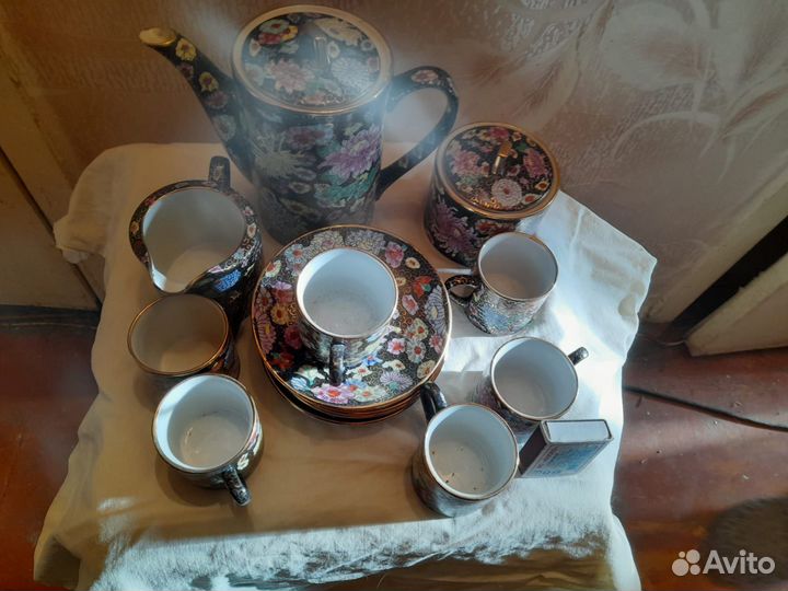 Продам китайский фарфоровый сервиз