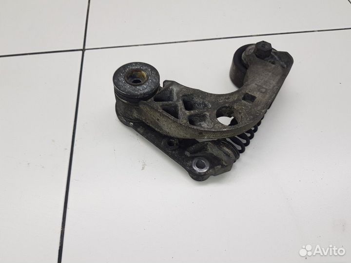 Натяжитель ремня генератора (Kia K5 III)